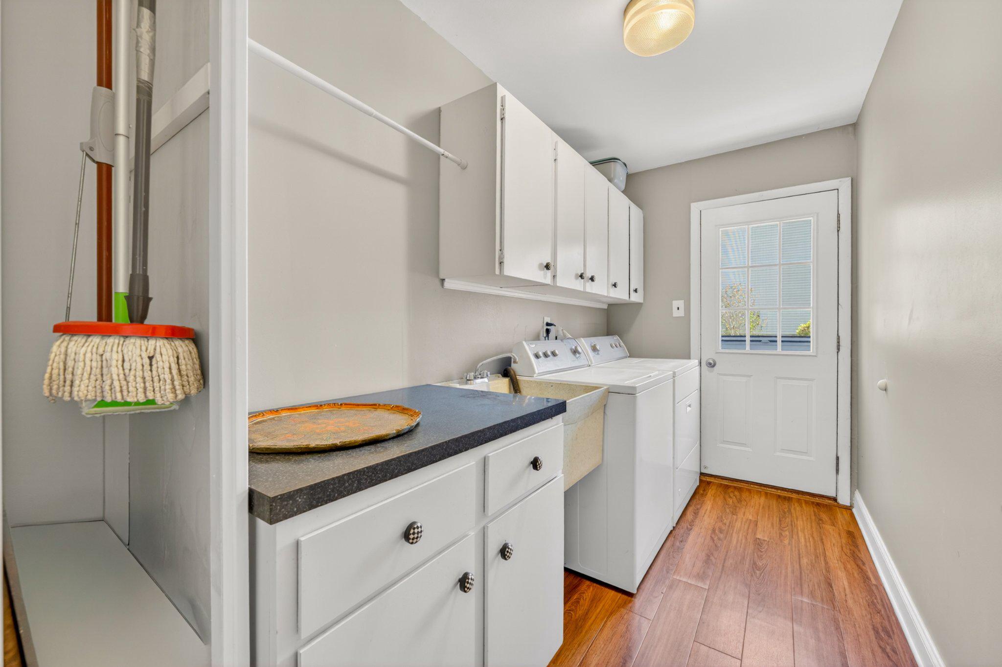 OAK WOOD EAST - Residential