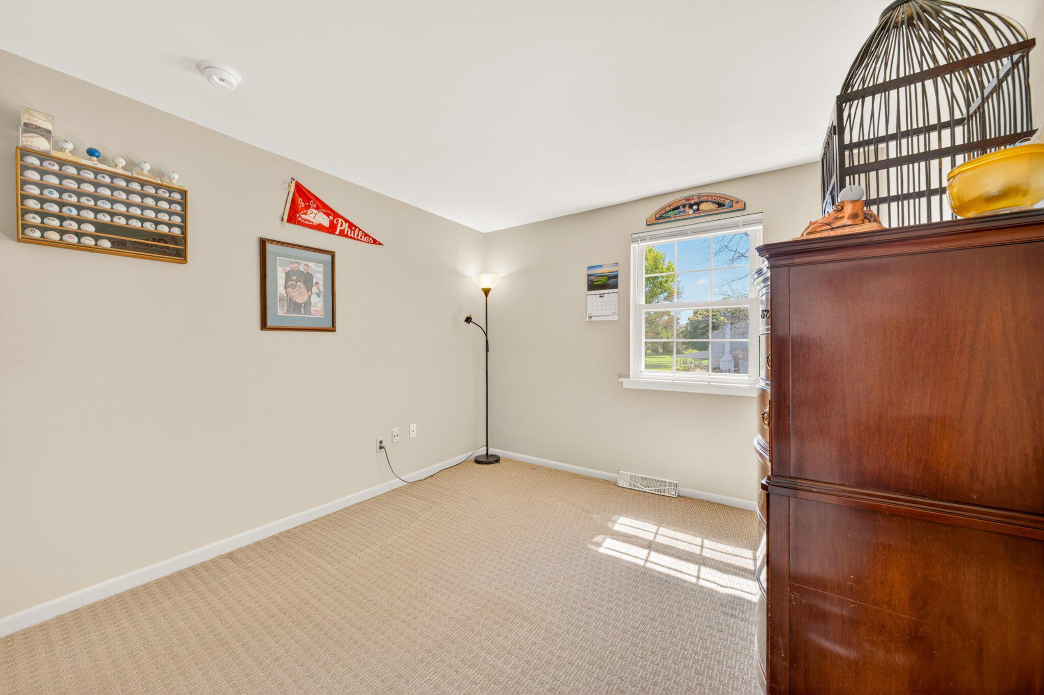 OAK WOOD EAST - Residential