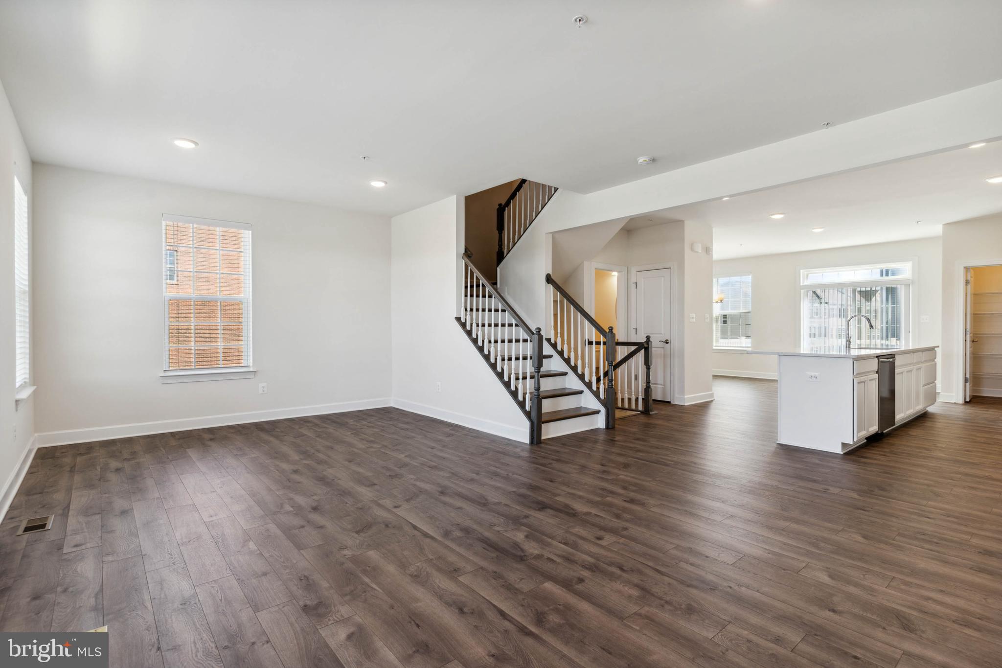 PARKSIDE AT WESTPHALIA - Residential