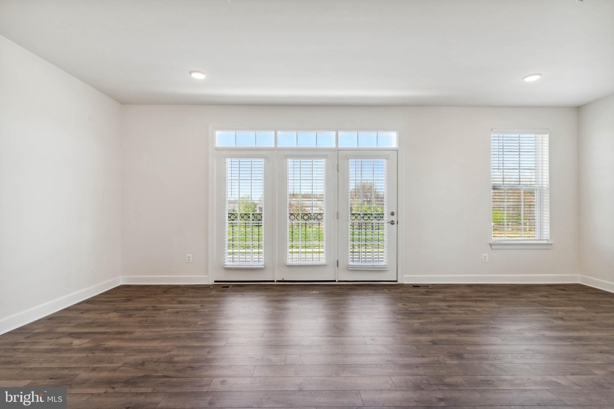 PARKSIDE AT WESTPHALIA - Residential