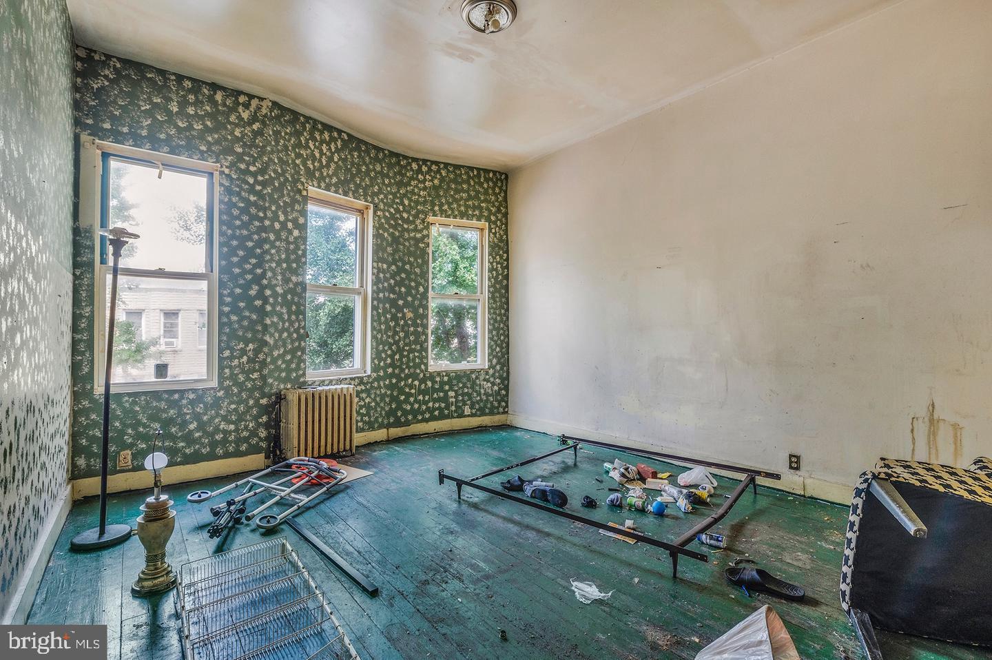 MIDWAY - Residential