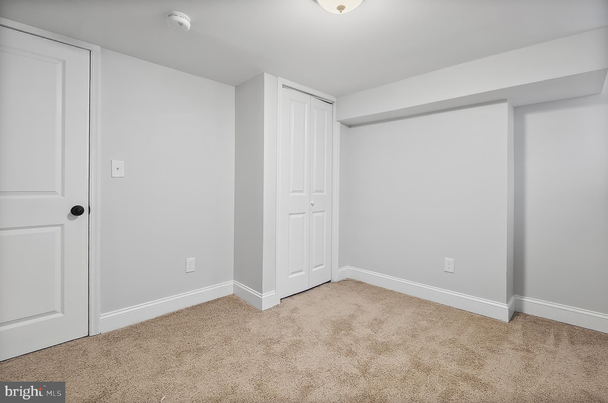 BROADWAY EAST - Residential