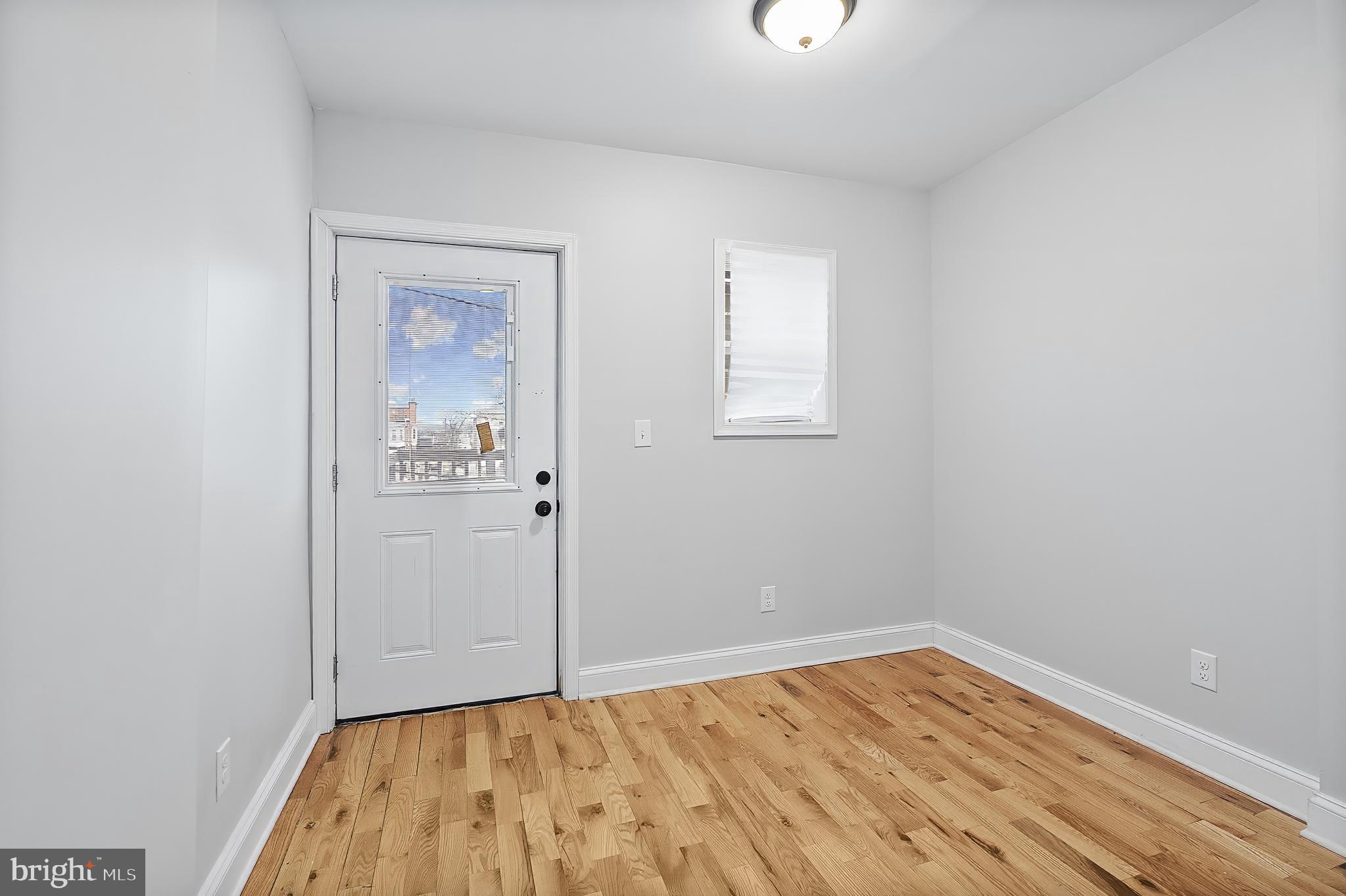 BROADWAY EAST - Residential