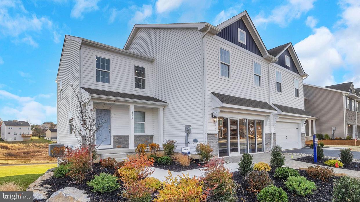 222 WINDING ROAD