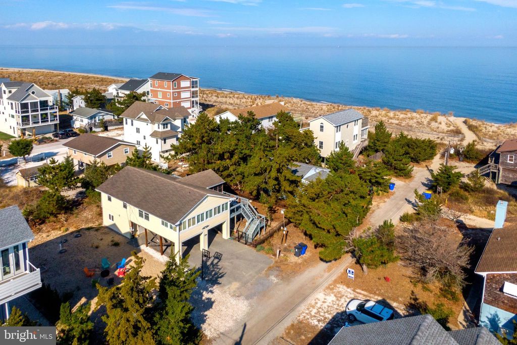 Photo of 10 Florida Avenue, MILTON, DE 19968 (MLS # DESU2102560)