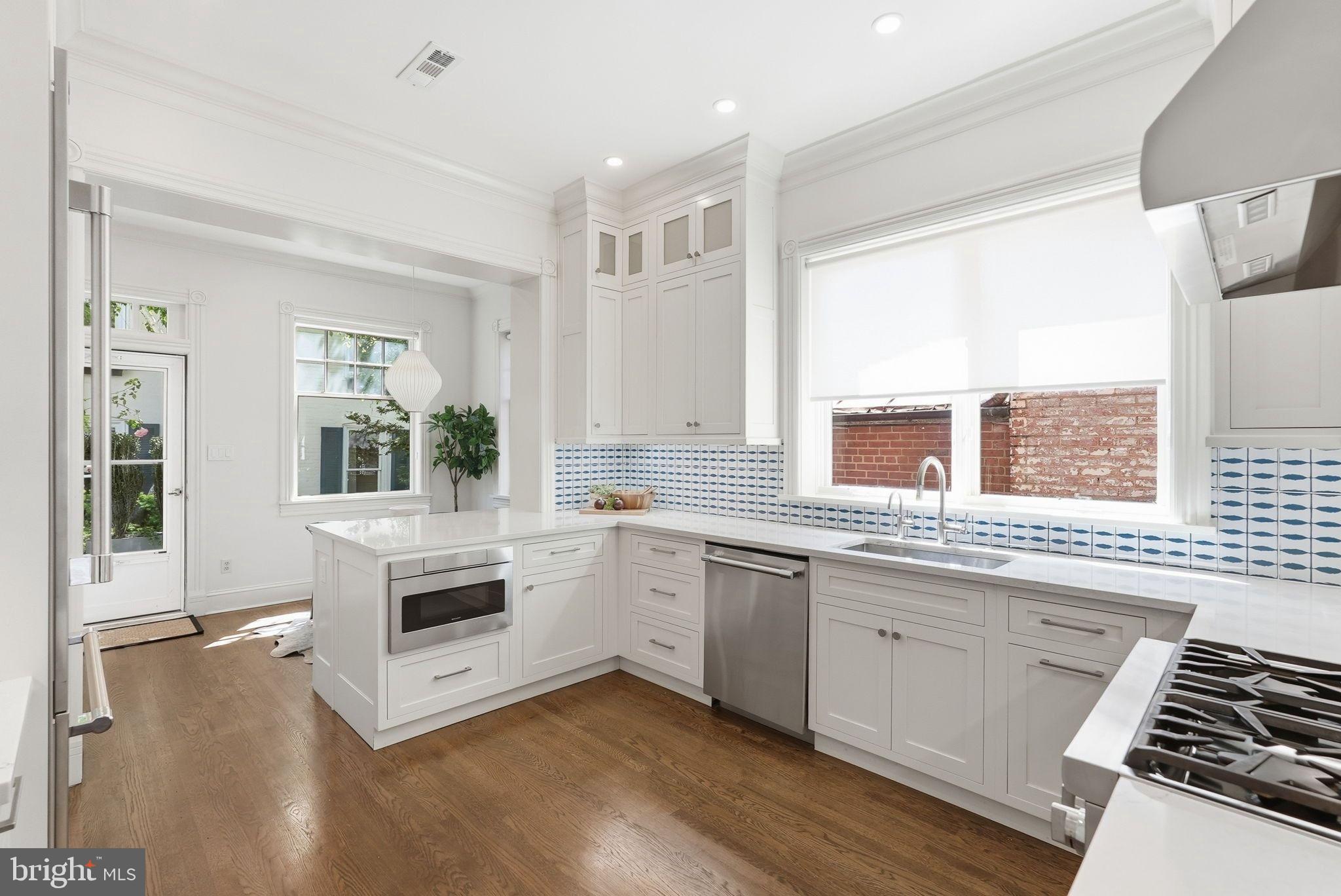 GEORGETOWN - Residential