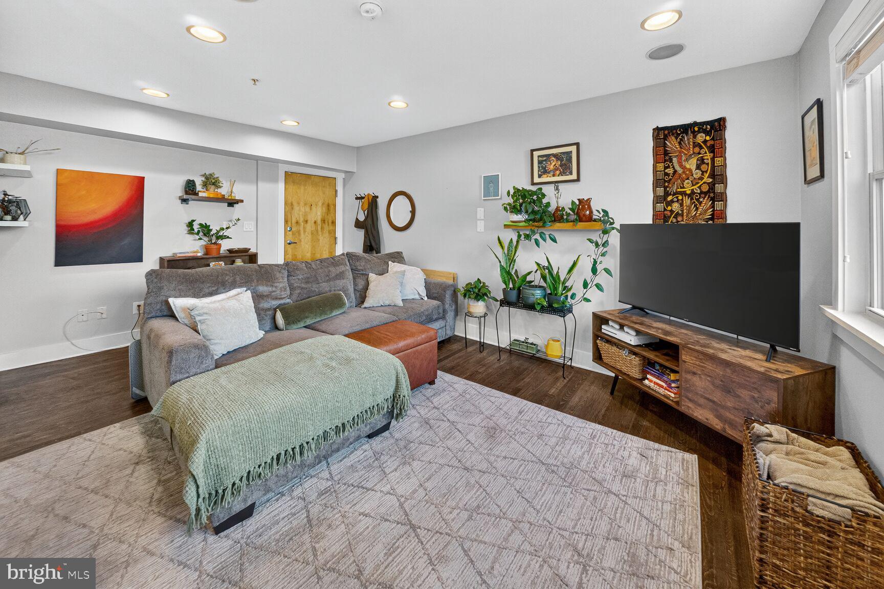 2608 SHERMAN AVENUE NW 303