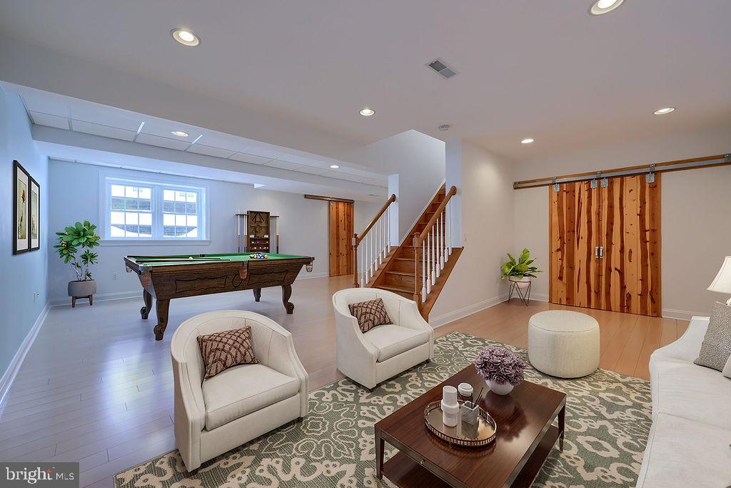 OLDE FIELD - Residential