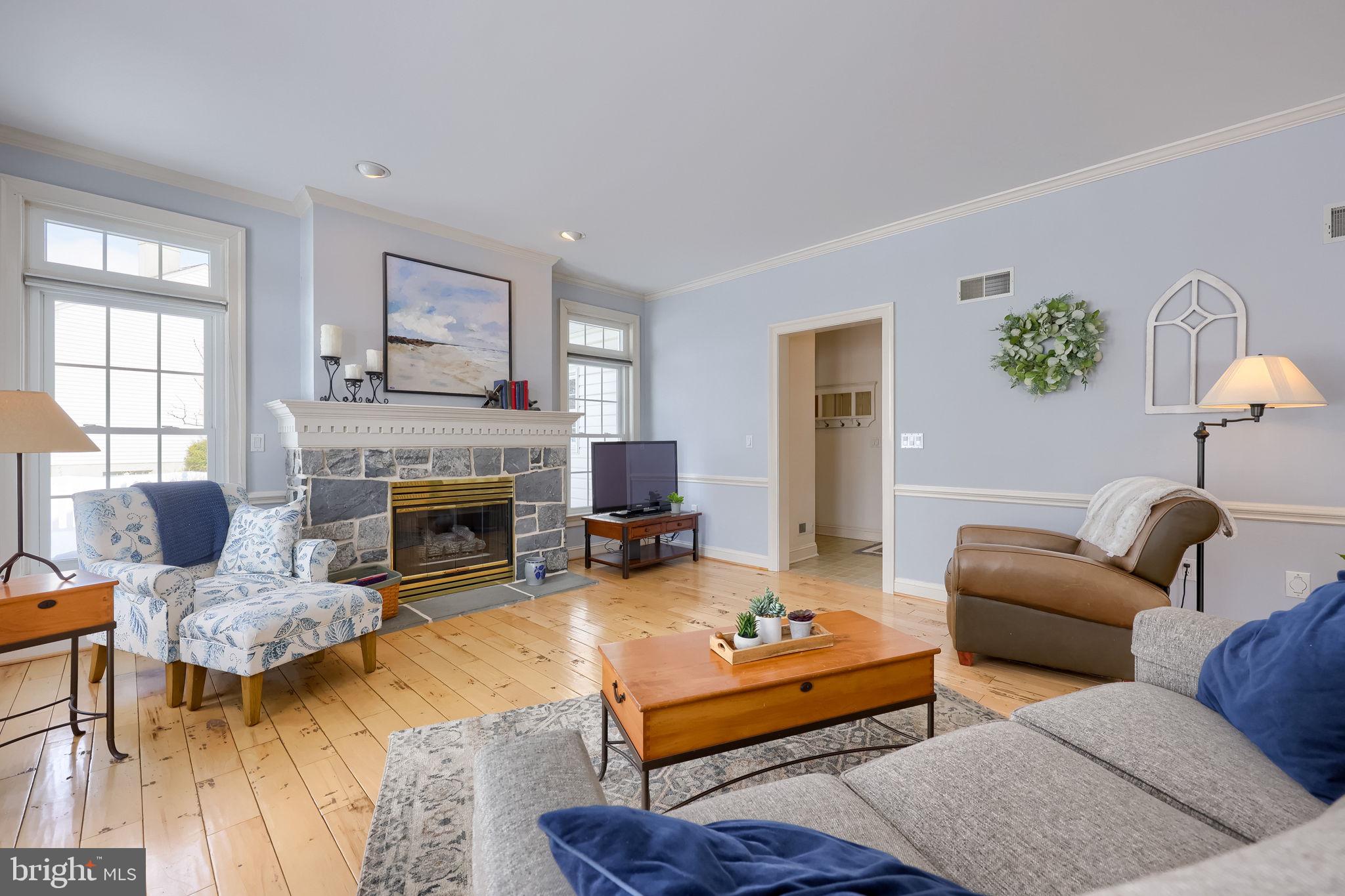 OLDE FIELD - Residential