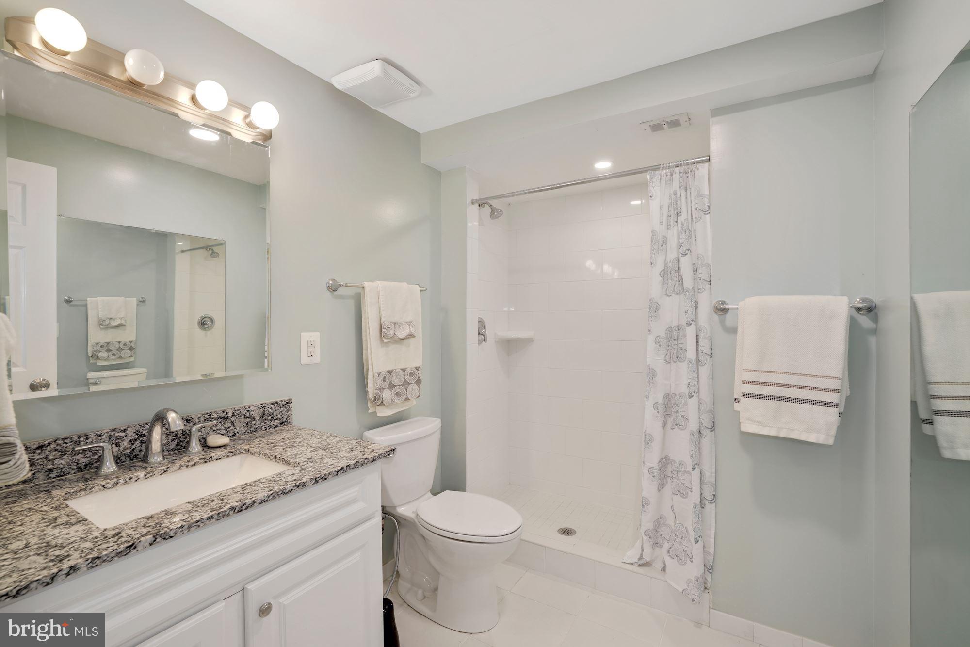 STONEWALL MANOR - Residential Lease