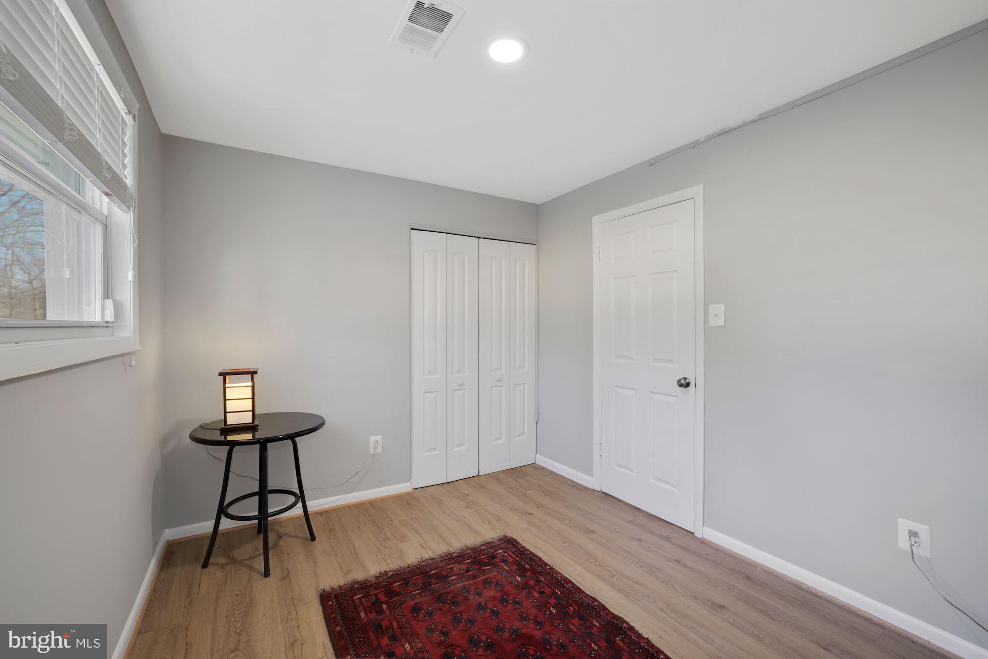 STONEWALL MANOR - Residential Lease