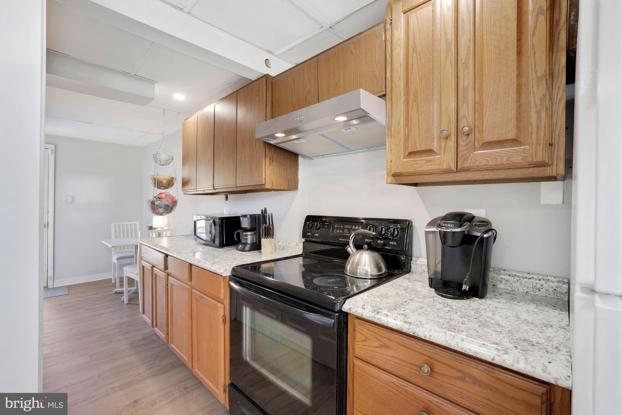 STONEWALL MANOR - Residential Lease