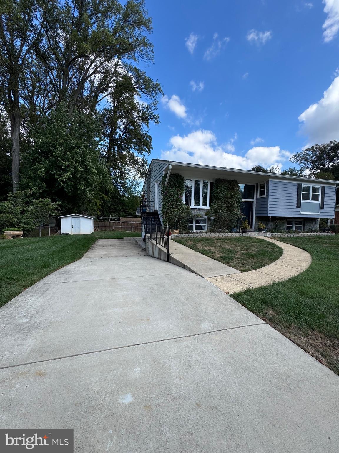 STONEWALL MANOR - Residential Lease