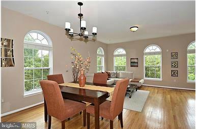 KING FARM - Residential Lease