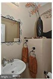 KING FARM - Residential Lease