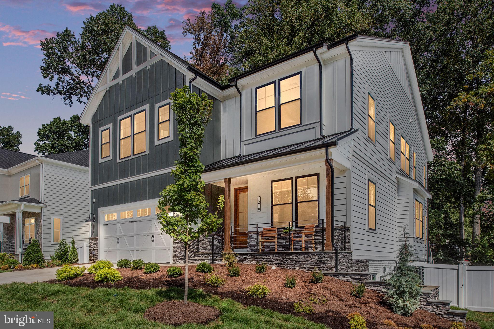 VIENNA WOODS - Residential