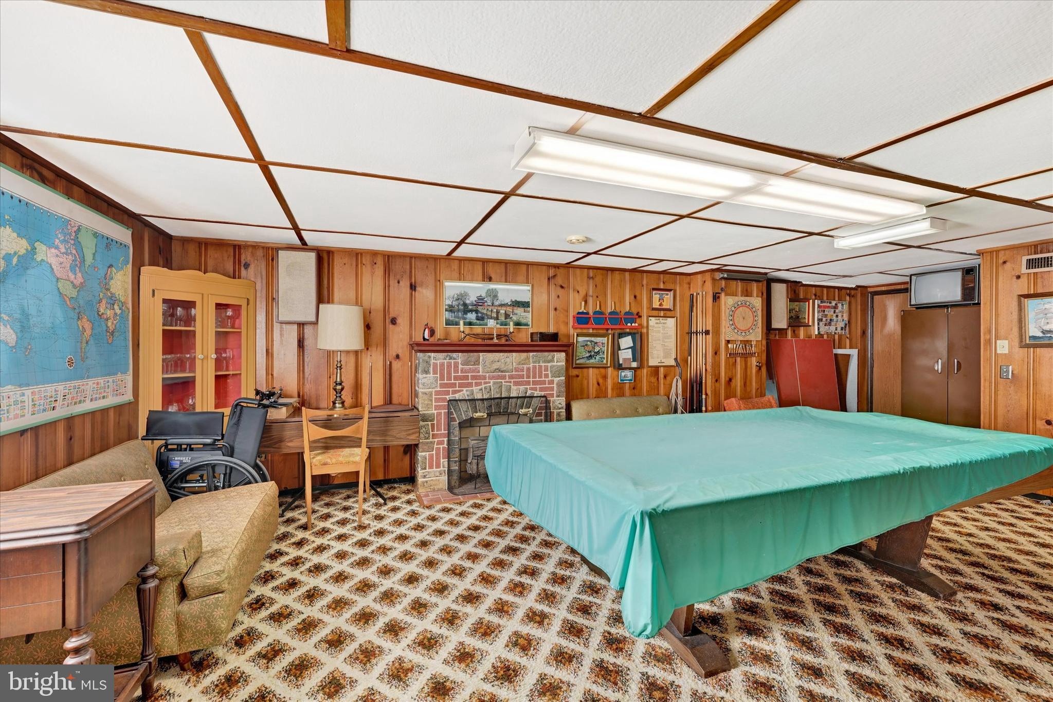 YORK MANOR - Residential