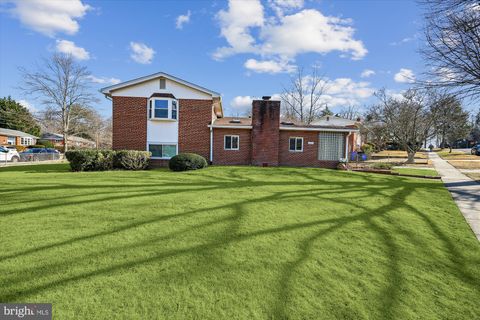 Photo of 11215 Woodson Avenue, KENSINGTON, MD 20895 (MLS # MDMC2158618)