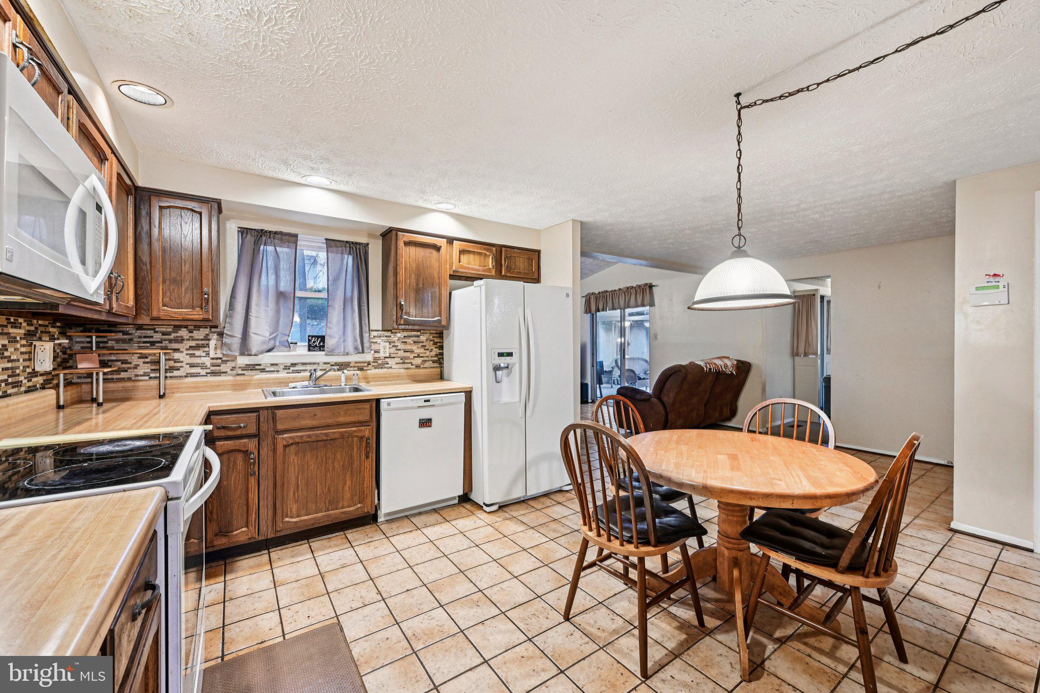 PERRY HALL GARDENS - Residential