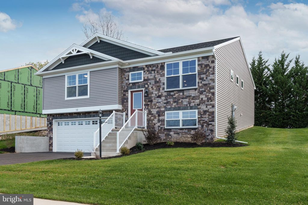 Photo of 12 Cheltenham Lane, CARLISLE, PA 17013 (MLS # PACB2043648)