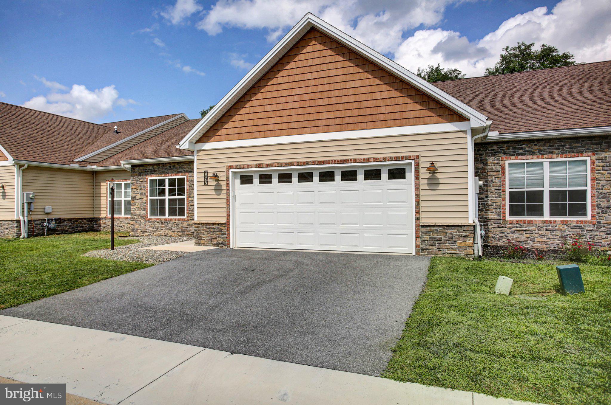 147 BLACKBIRD LANE