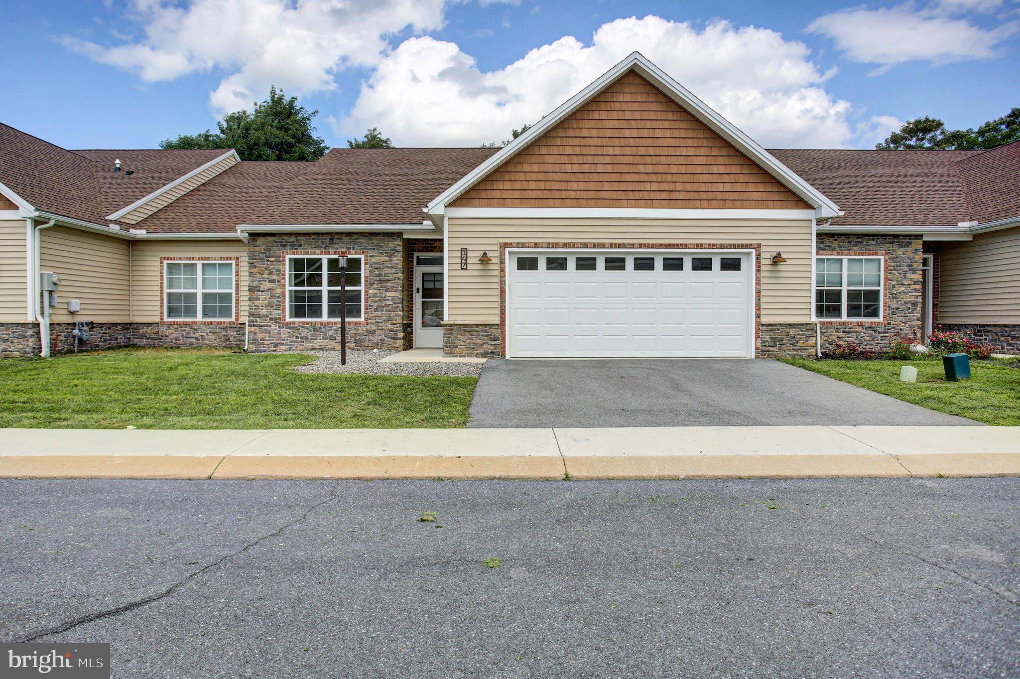 147 BLACKBIRD LANE