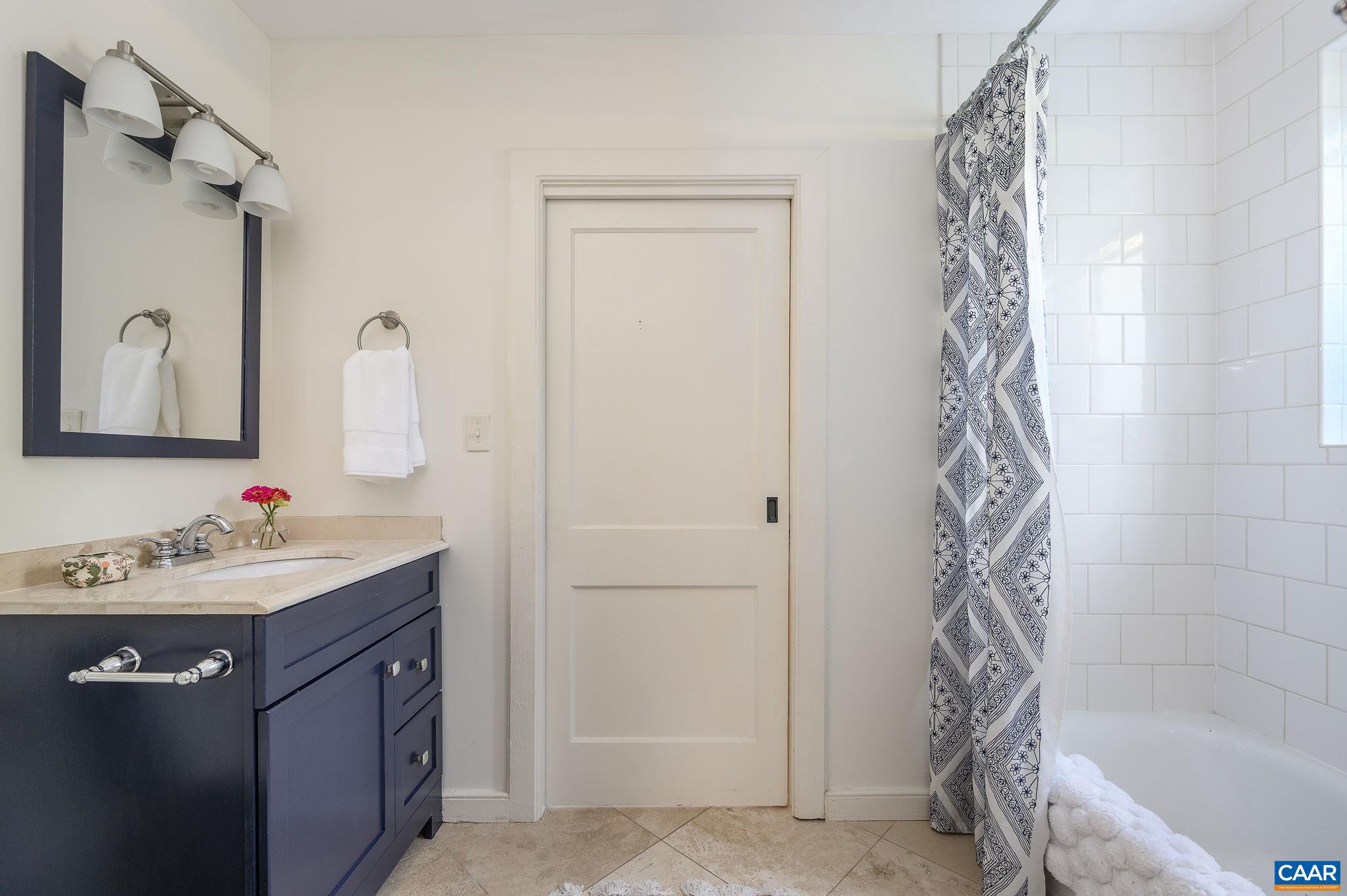 LOCUST GROVE - Residential