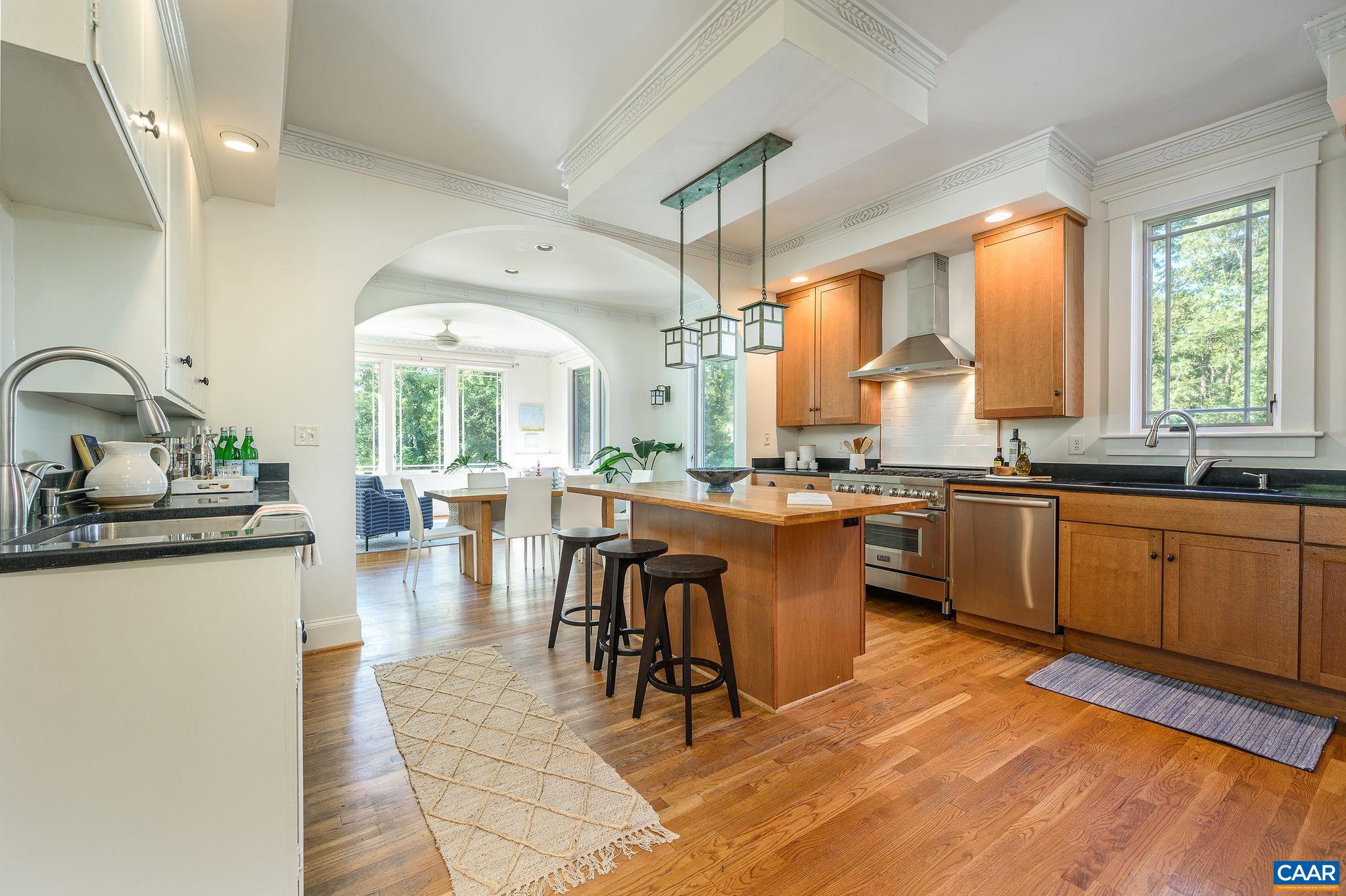 LOCUST GROVE - Residential