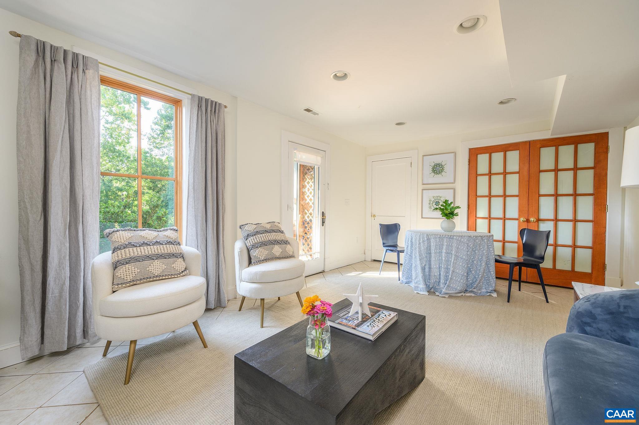 LOCUST GROVE - Residential