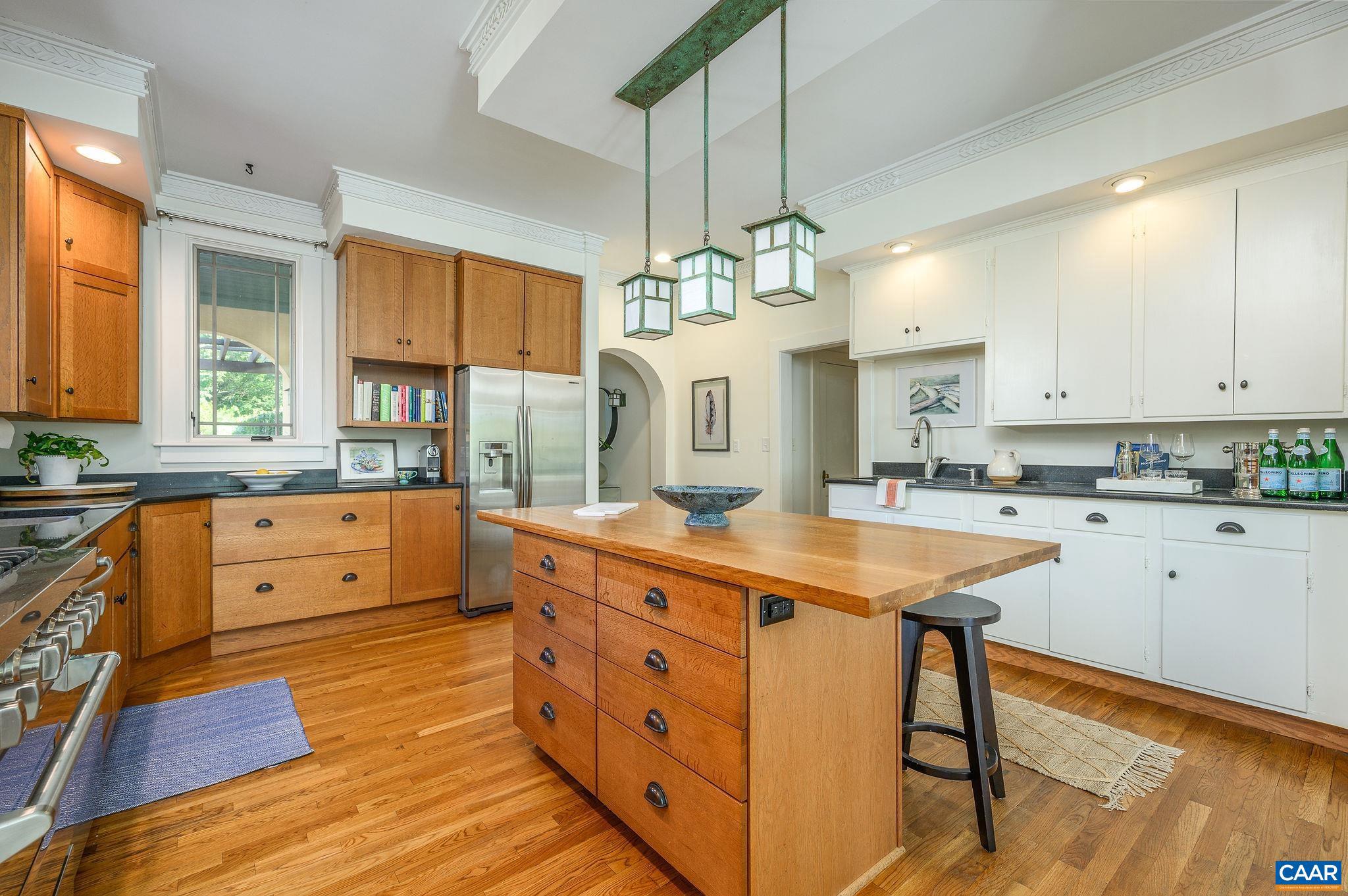 LOCUST GROVE - Residential