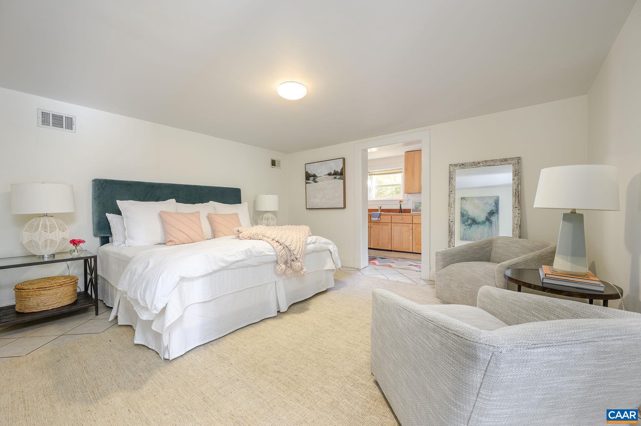 LOCUST GROVE - Residential