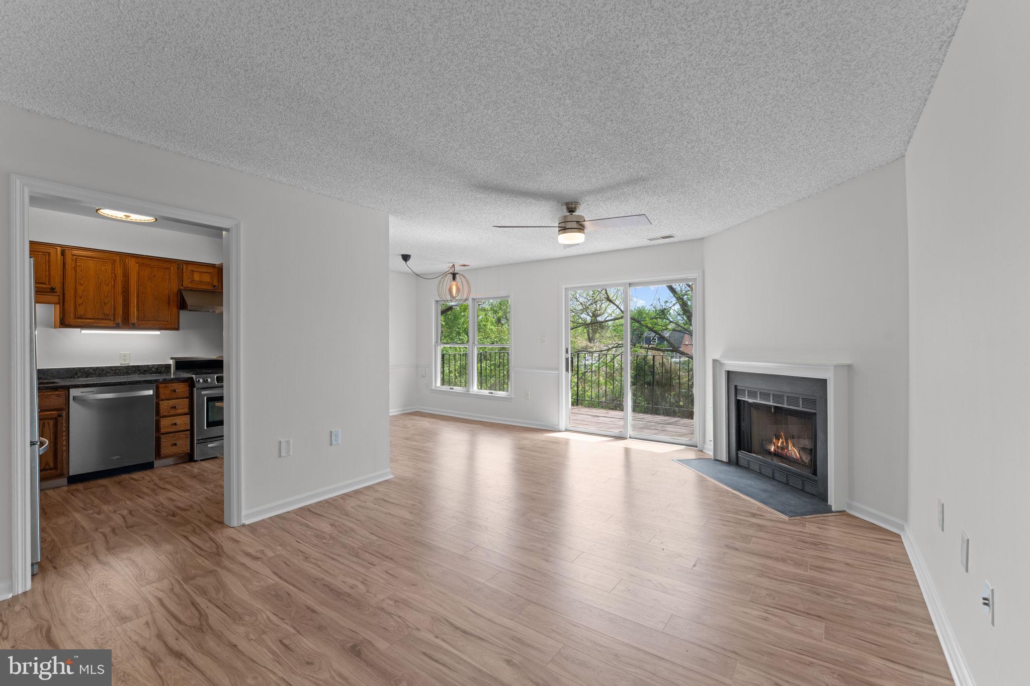 GLEN HOLLOW - Residential