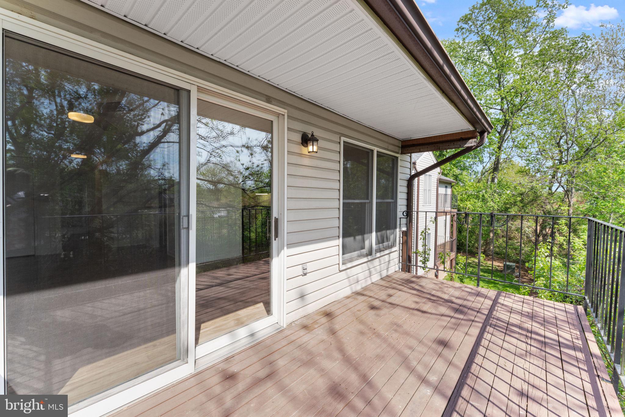 GLEN HOLLOW - Residential