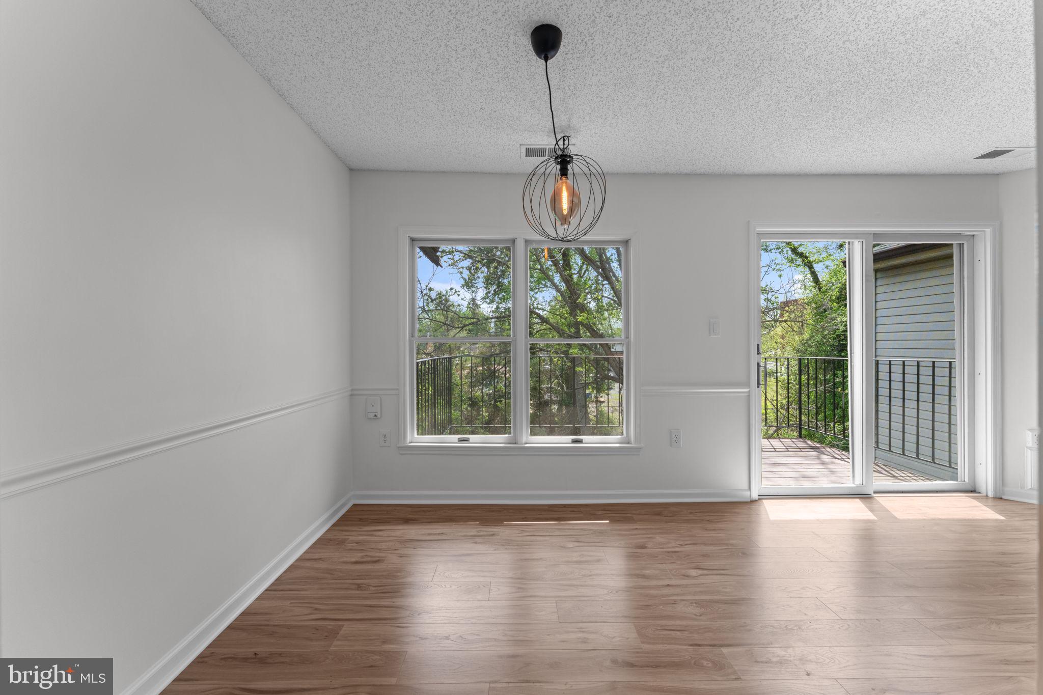 GLEN HOLLOW - Residential