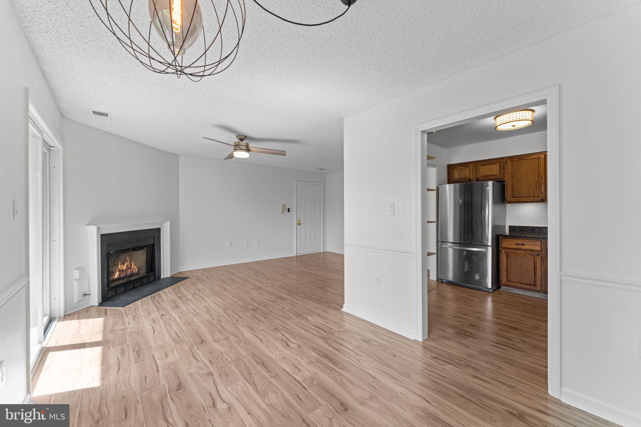 GLEN HOLLOW - Residential