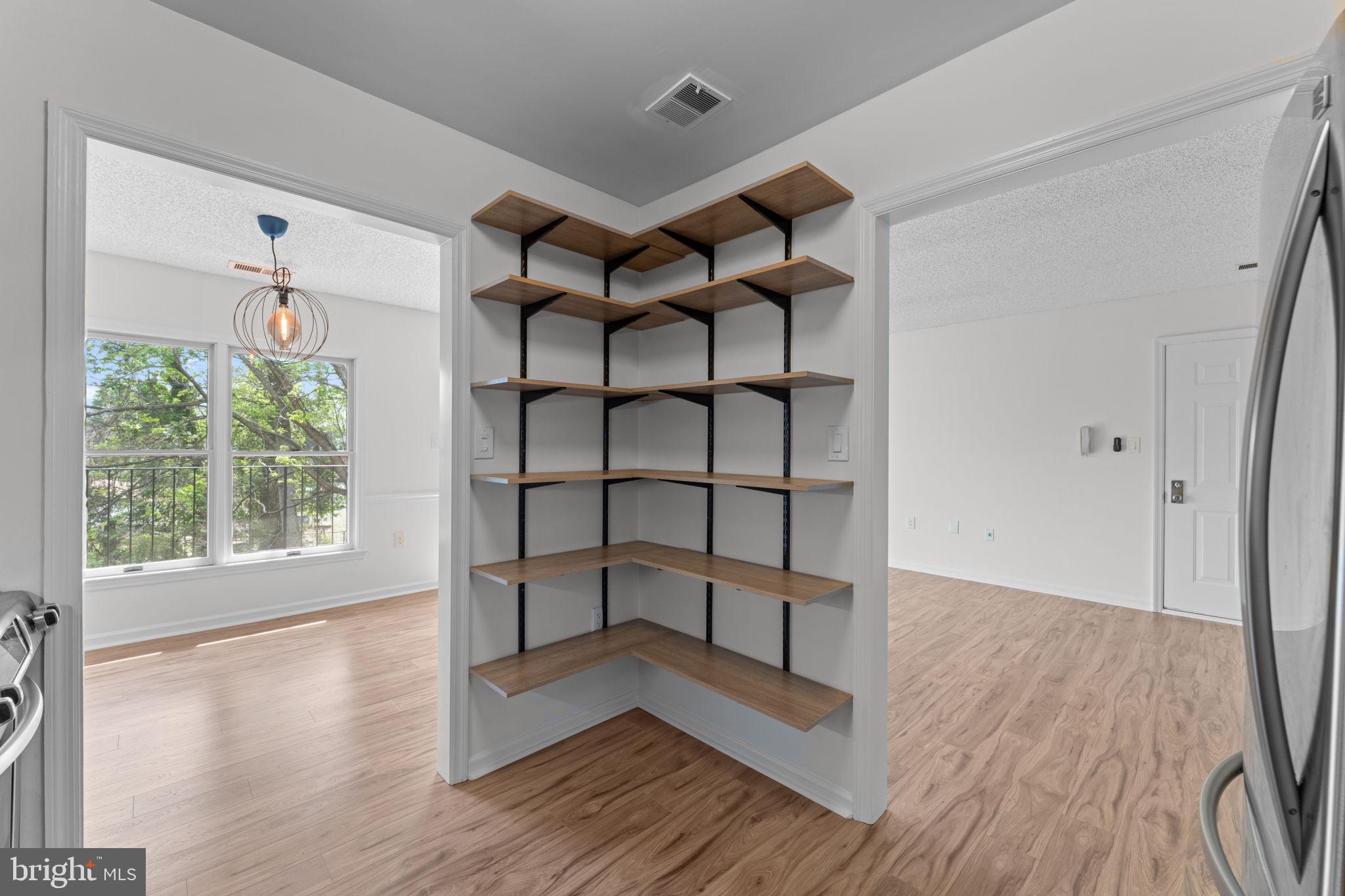 GLEN HOLLOW - Residential