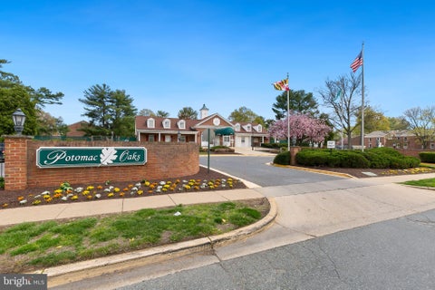 Condo For Sale - 824 Quince Orchard Boulevard #201<br/> GAITHERSBURG, MD 20878