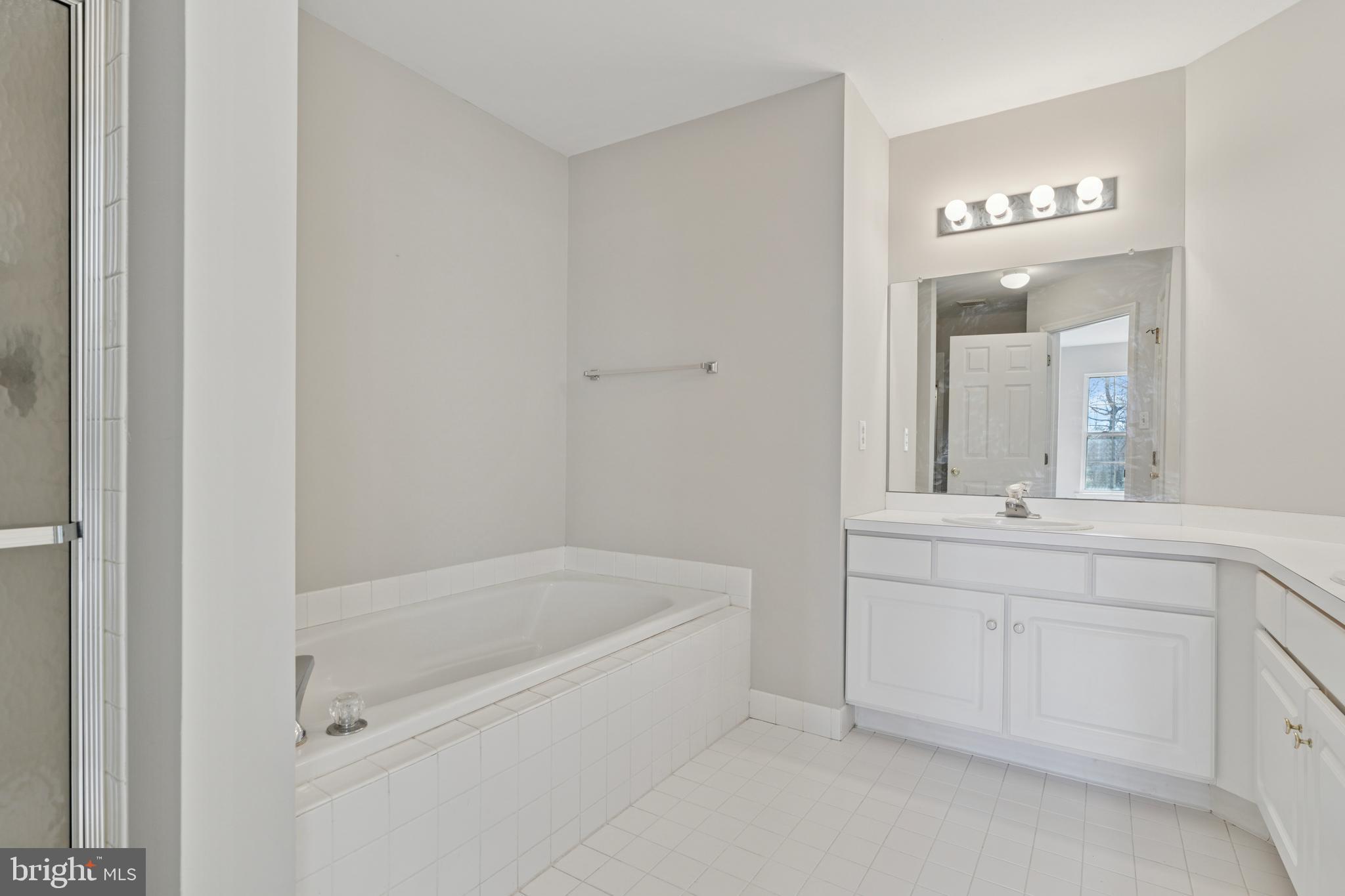 WILLOWDALE CROSSIN - Residential Lease