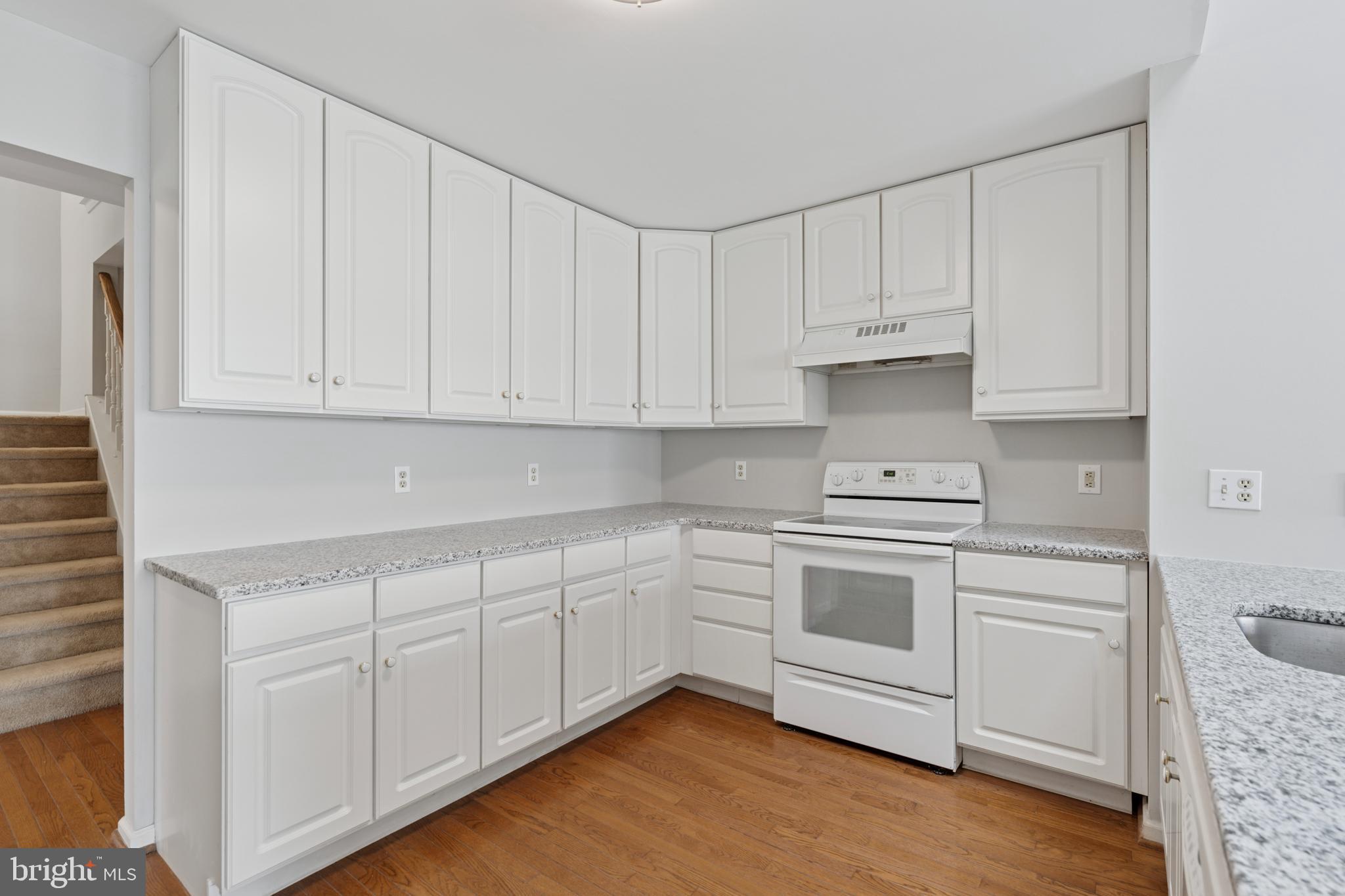 WILLOWDALE CROSSIN - Residential Lease