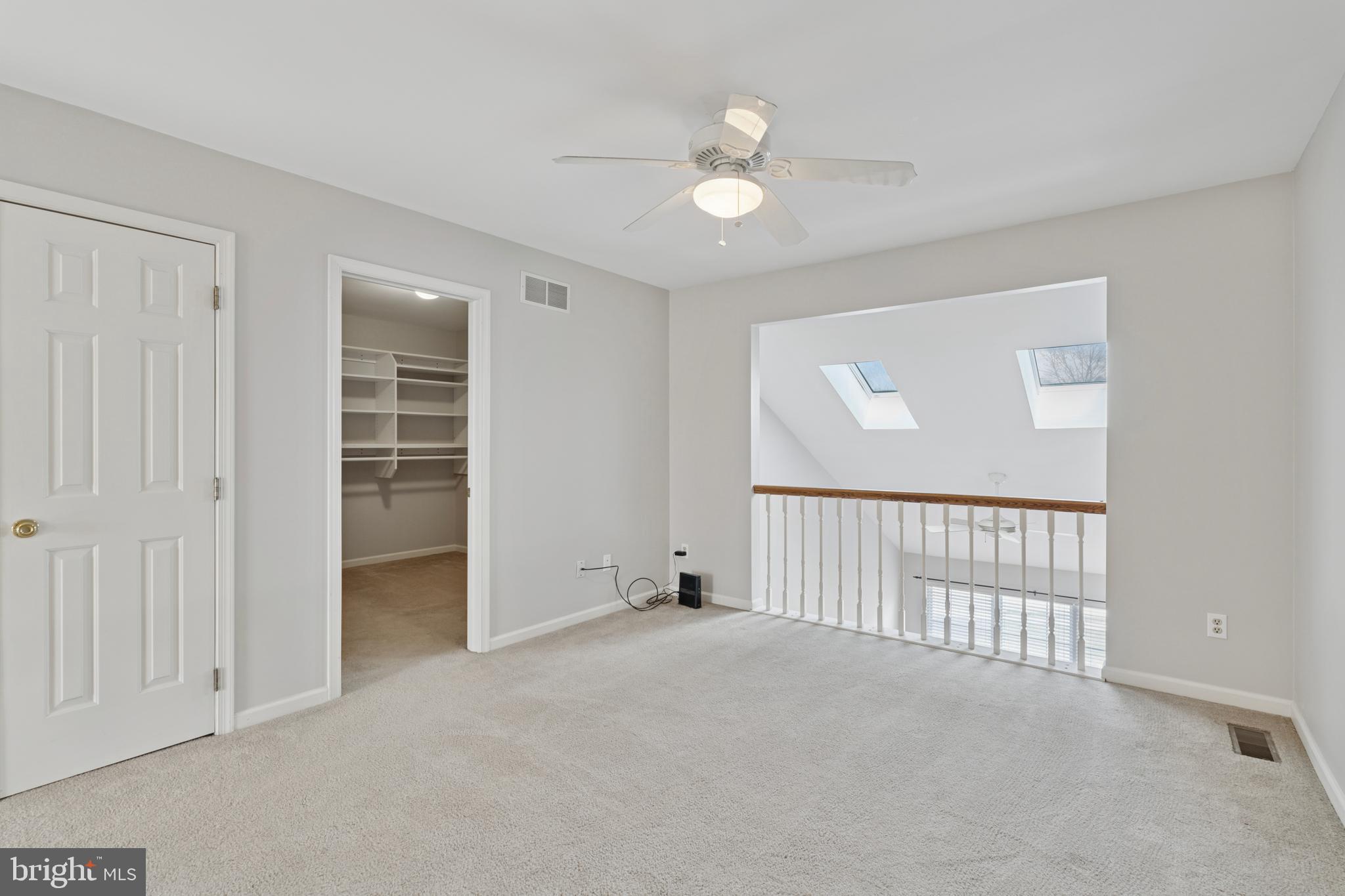 WILLOWDALE CROSSIN - Residential Lease