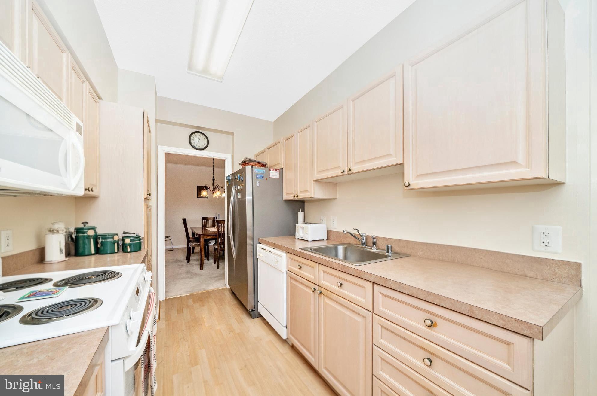 OVERLOOK AT LEISURE WORLD - Residential
