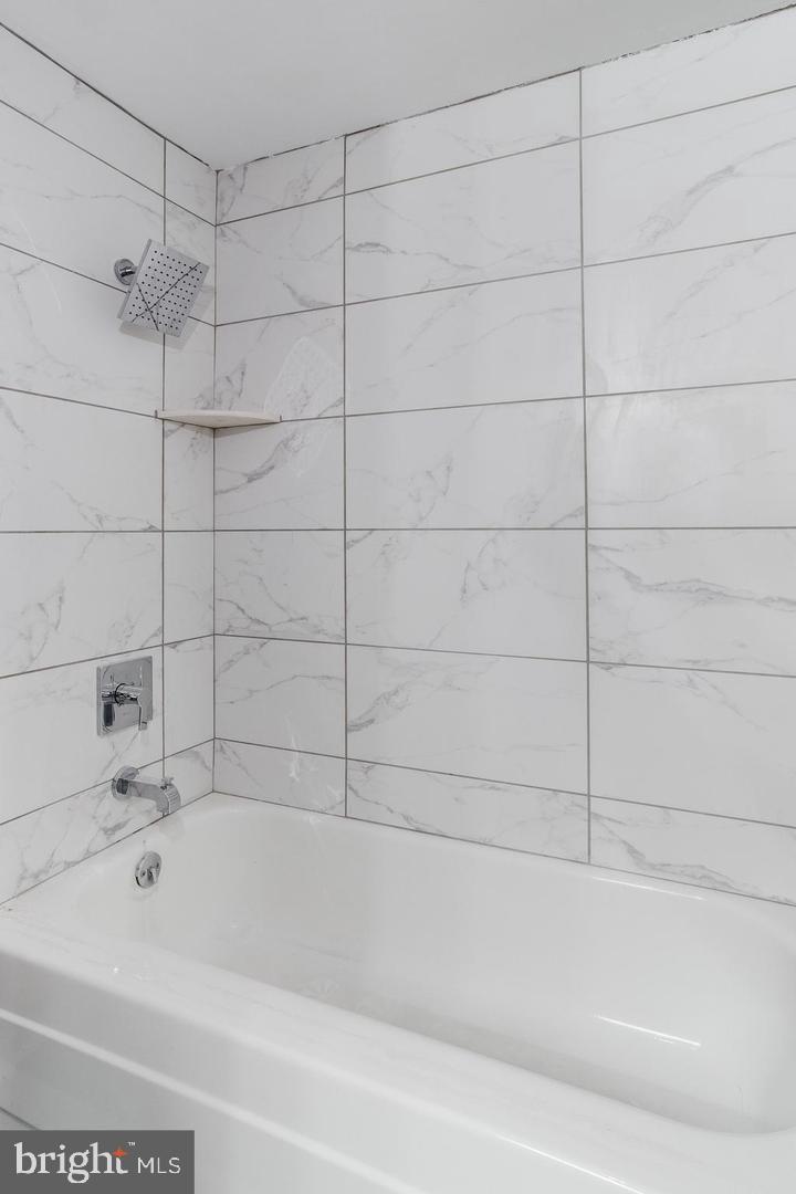 HARPERS CHOICE - Residential Lease