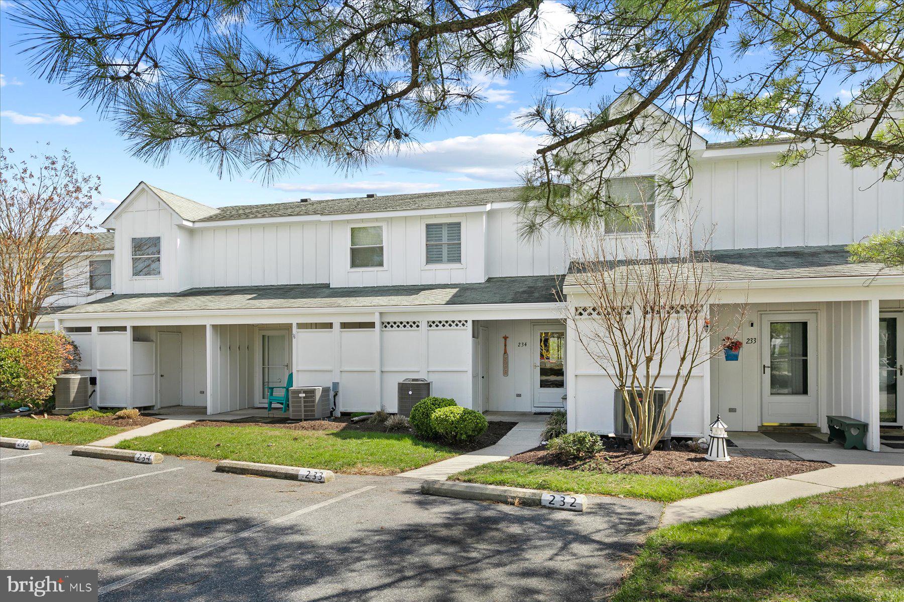 38280 HUMMINGBIRD LANE 234