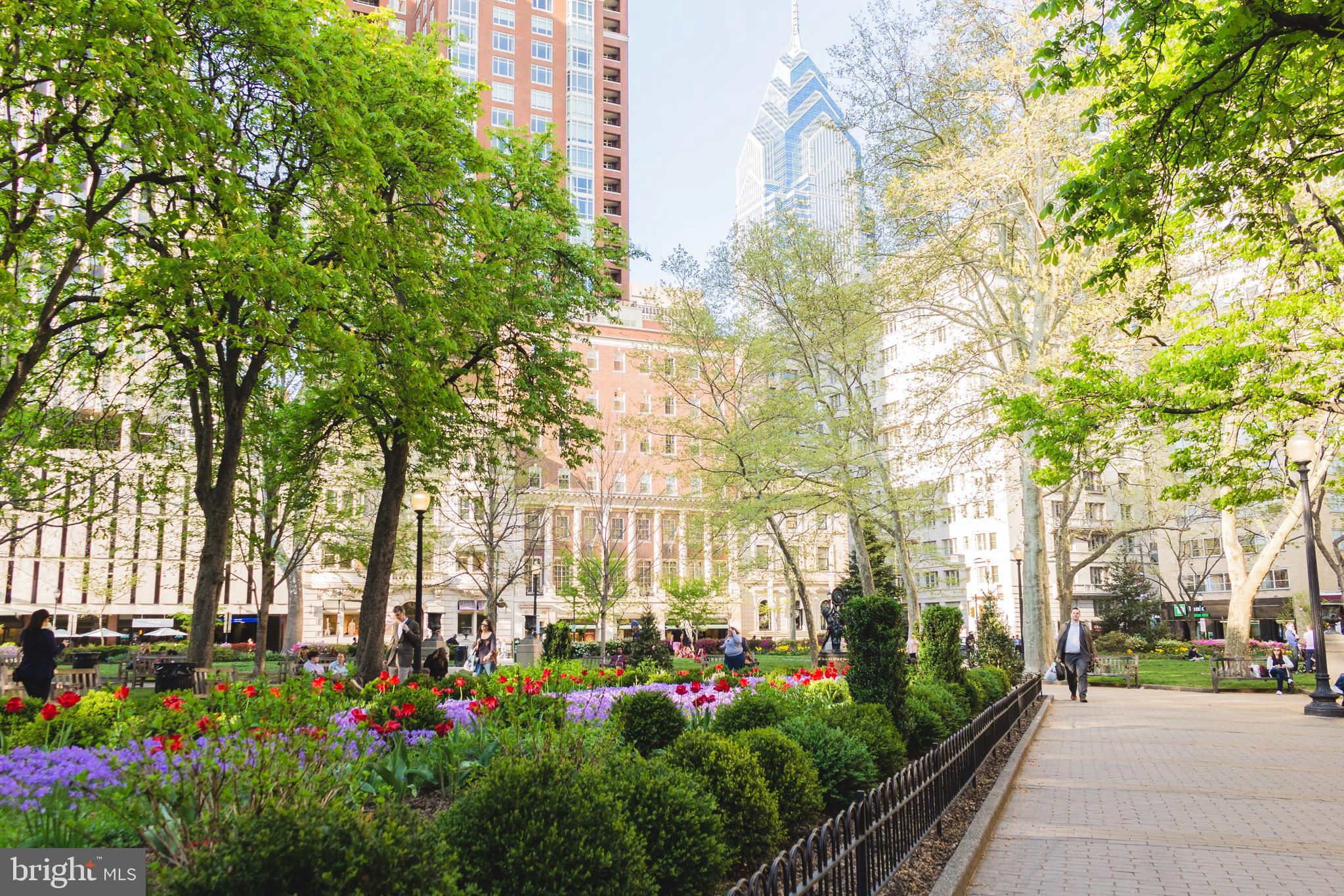 RITTENHOUSE SQUARE - Residential