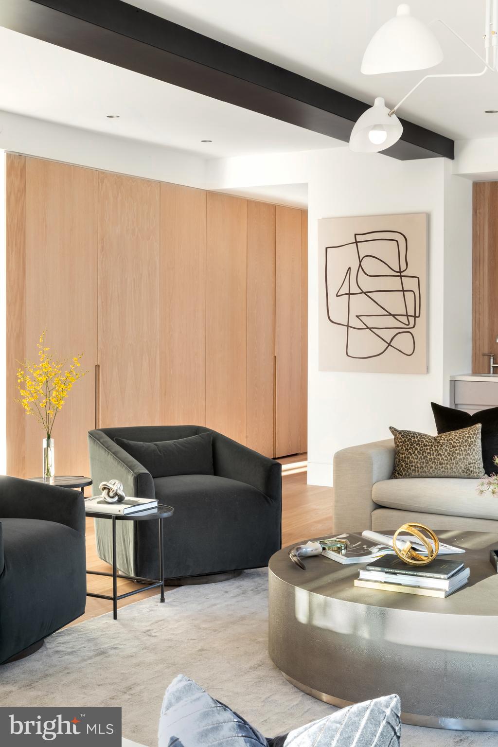 RITTENHOUSE SQUARE - Residential