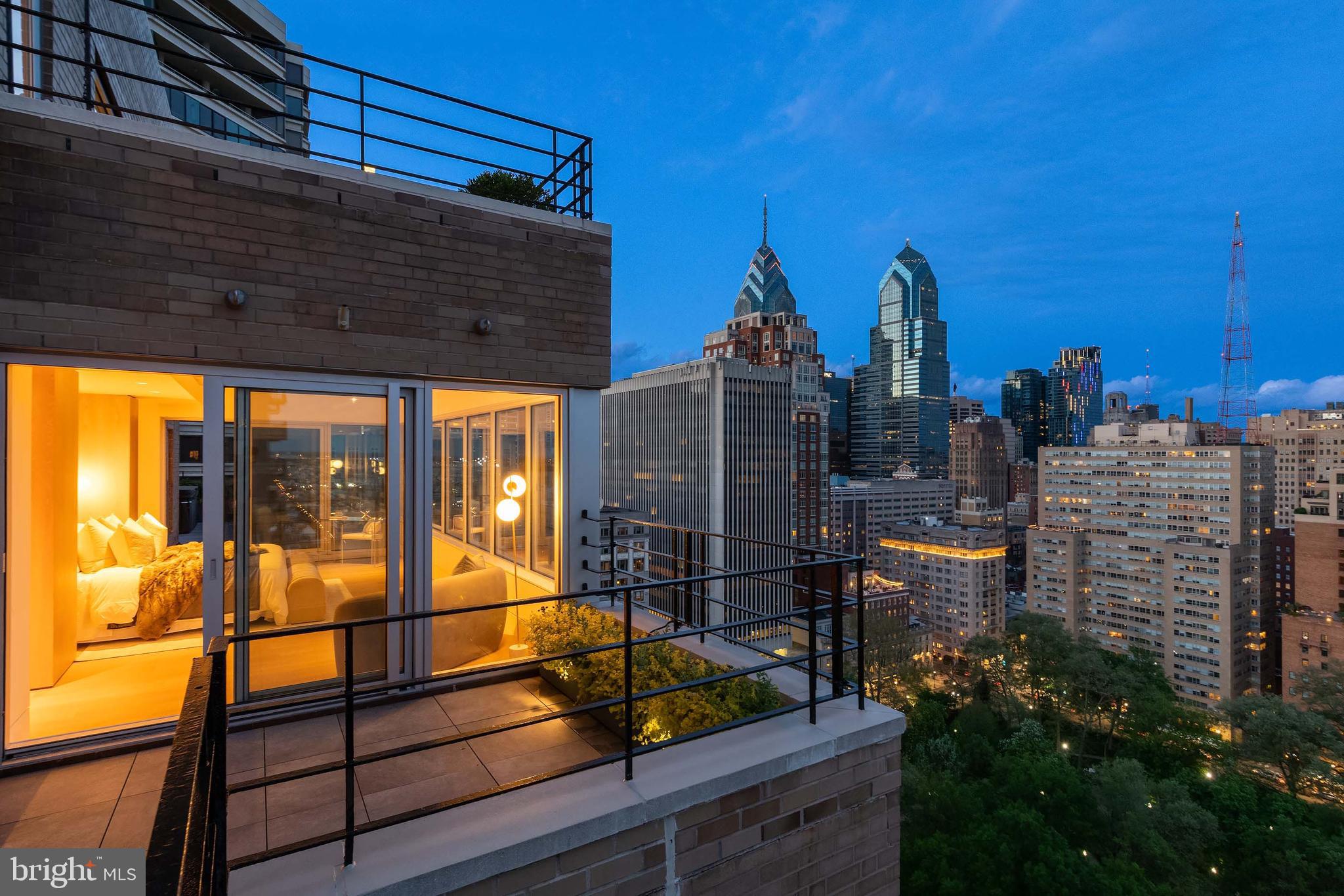 RITTENHOUSE SQUARE - Residential