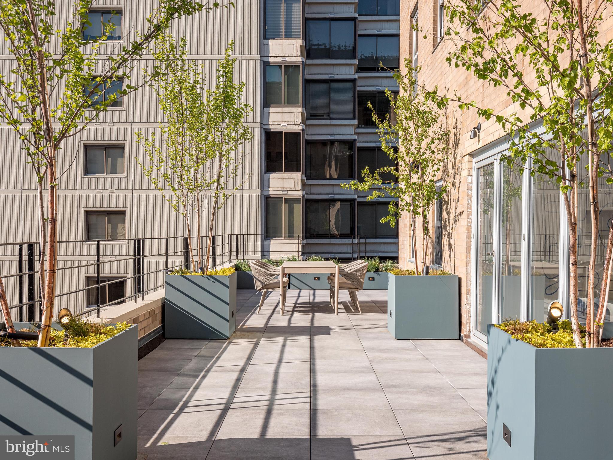 RITTENHOUSE SQUARE - Residential