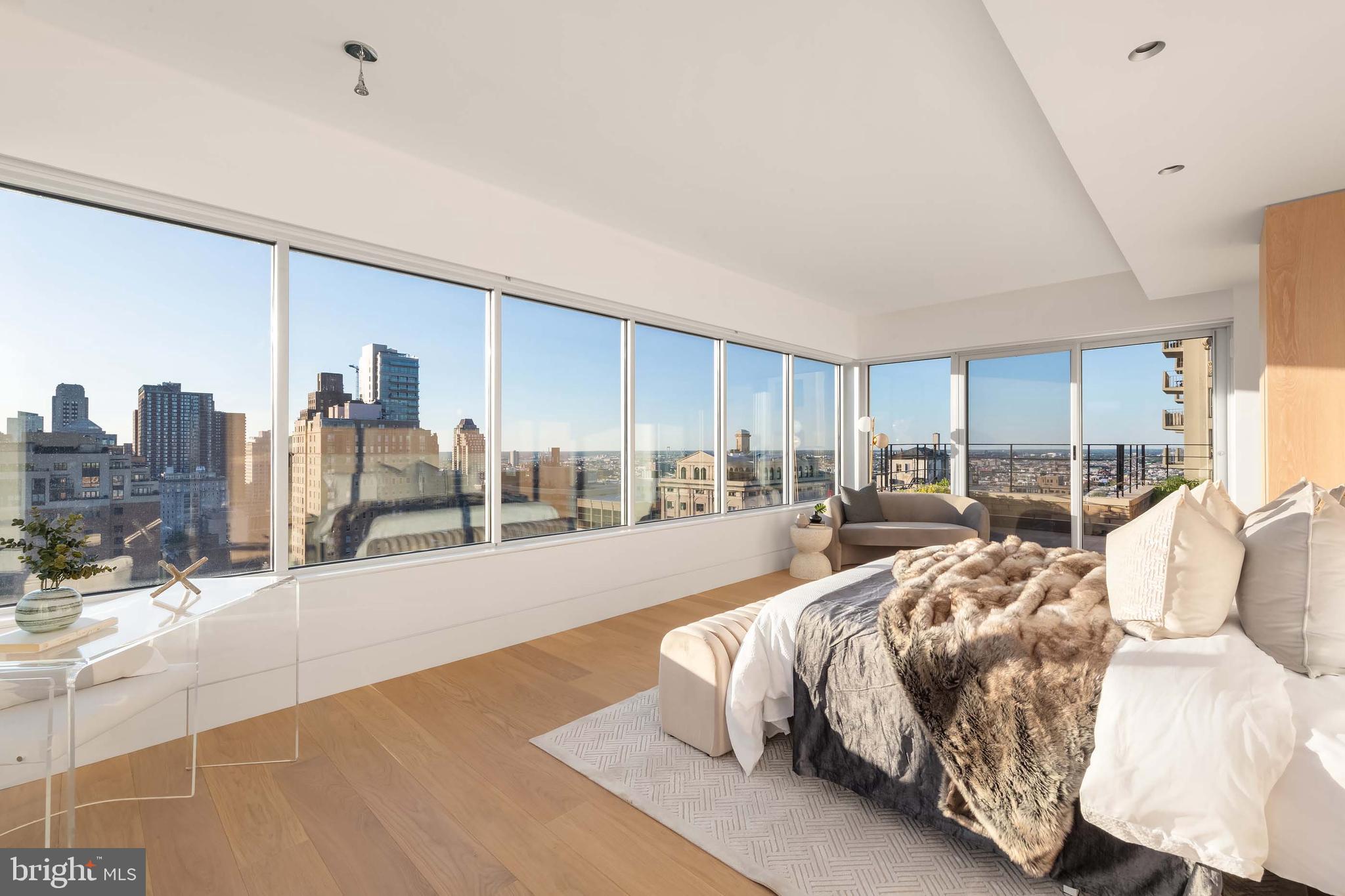 RITTENHOUSE SQUARE - Residential