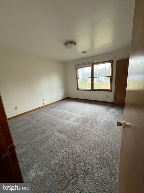 GREENVALE MEWS - Residential Lease