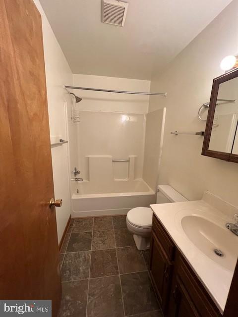 GREENVALE MEWS - Residential Lease